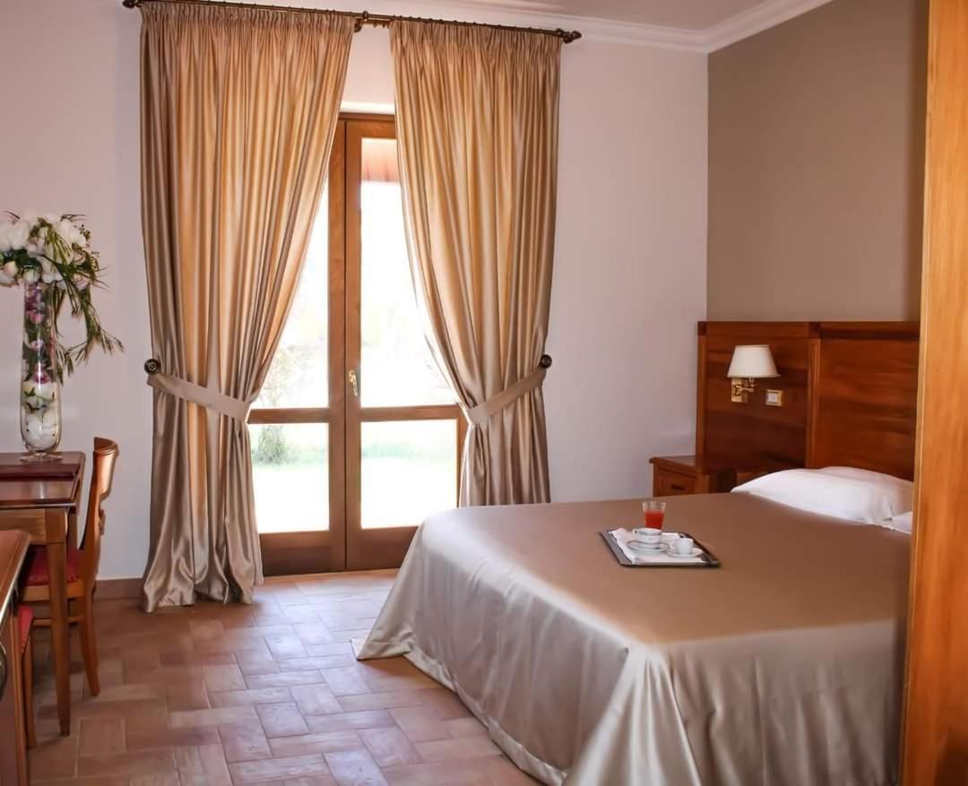 Grand Hotel Vigna Nocelli Lucera Esterno foto