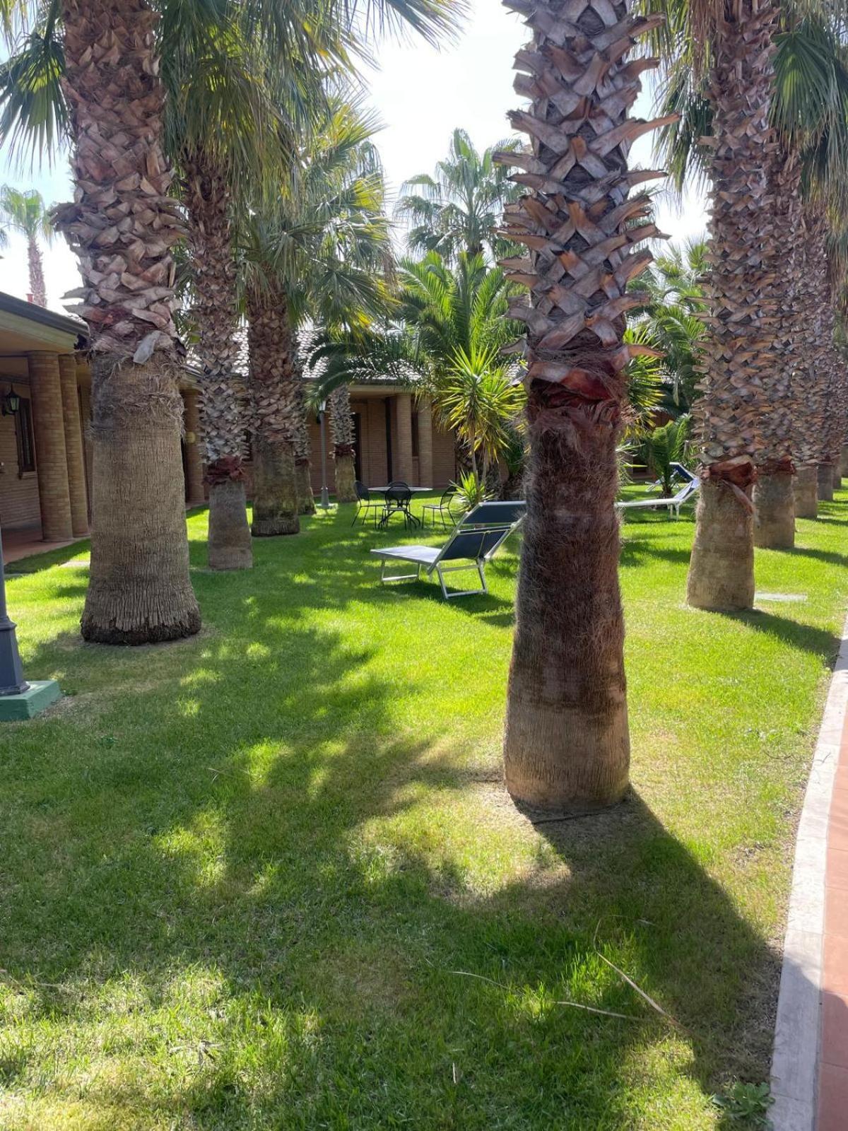 Grand Hotel Vigna Nocelli Lucera Esterno foto
